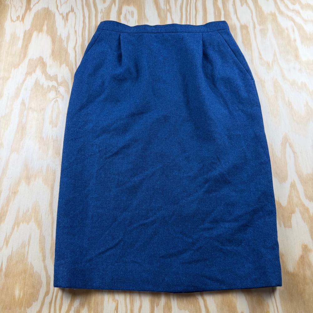 Pendleton Petite Blue 100% Virgin Wool Pencil Skirt Vintage Size 8P Made in USA